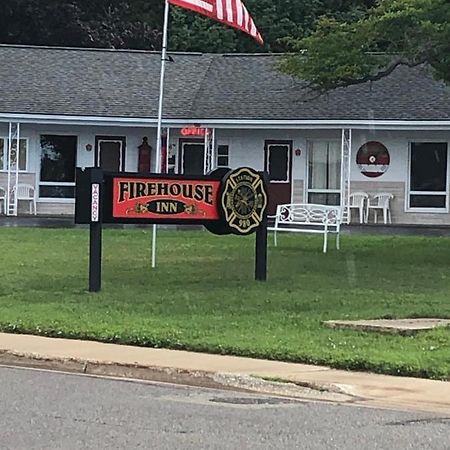 Firehouse Inn St. Ignace Zewnętrze zdjęcie