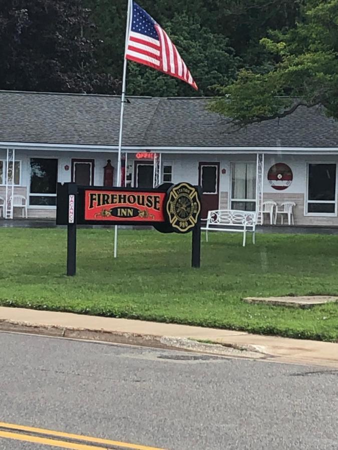 Firehouse Inn St. Ignace Zewnętrze zdjęcie